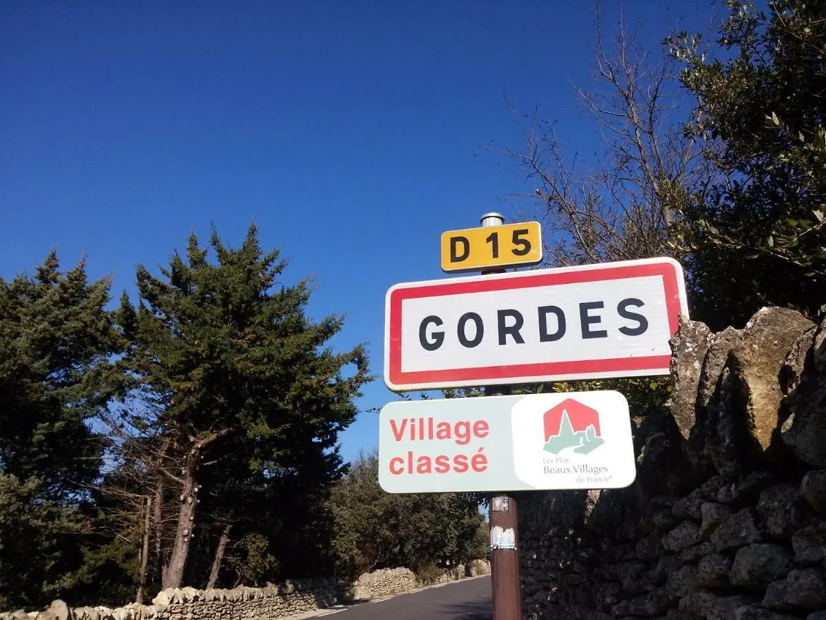 Bastidon A Gordes Avec Piscine Apartment
