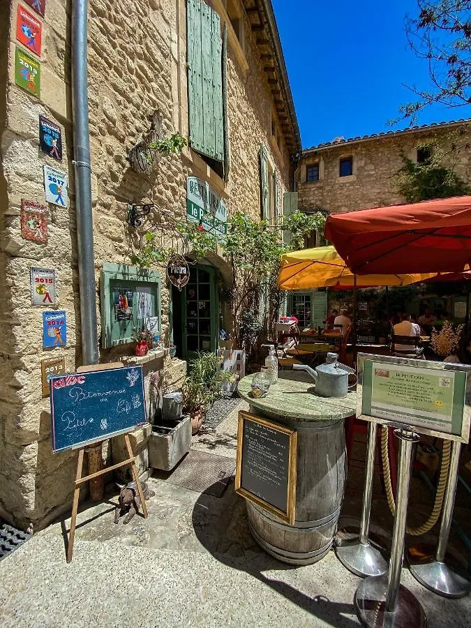 Bastidon A Gordes Avec Piscine Apartment France